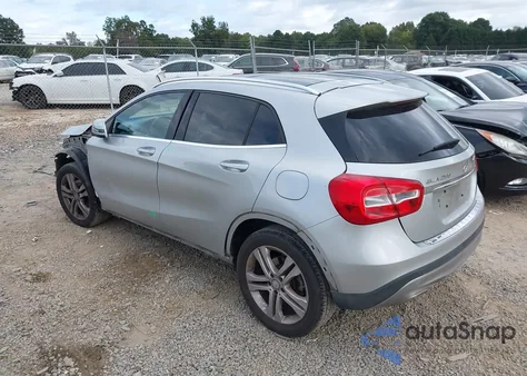 2017 Mercedes-Benz Gla 250 4Matic z USA, uszkodzony, nr VIN WDCTG4GB4HJ335611